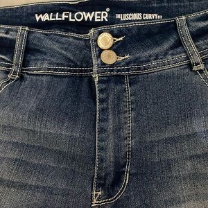 Brand new jeans. Never worn. Size 16.